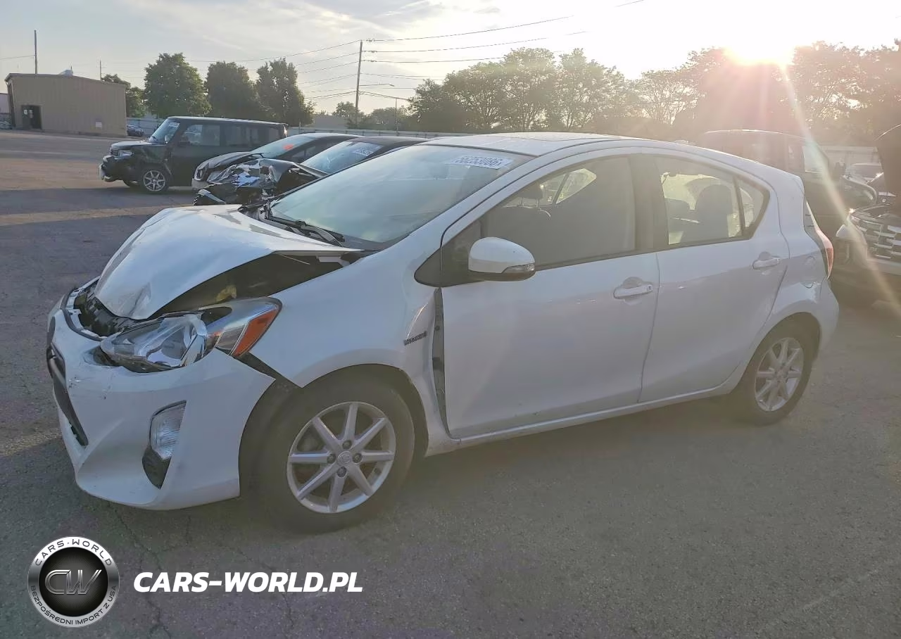 2015 Toyota Prius C Three