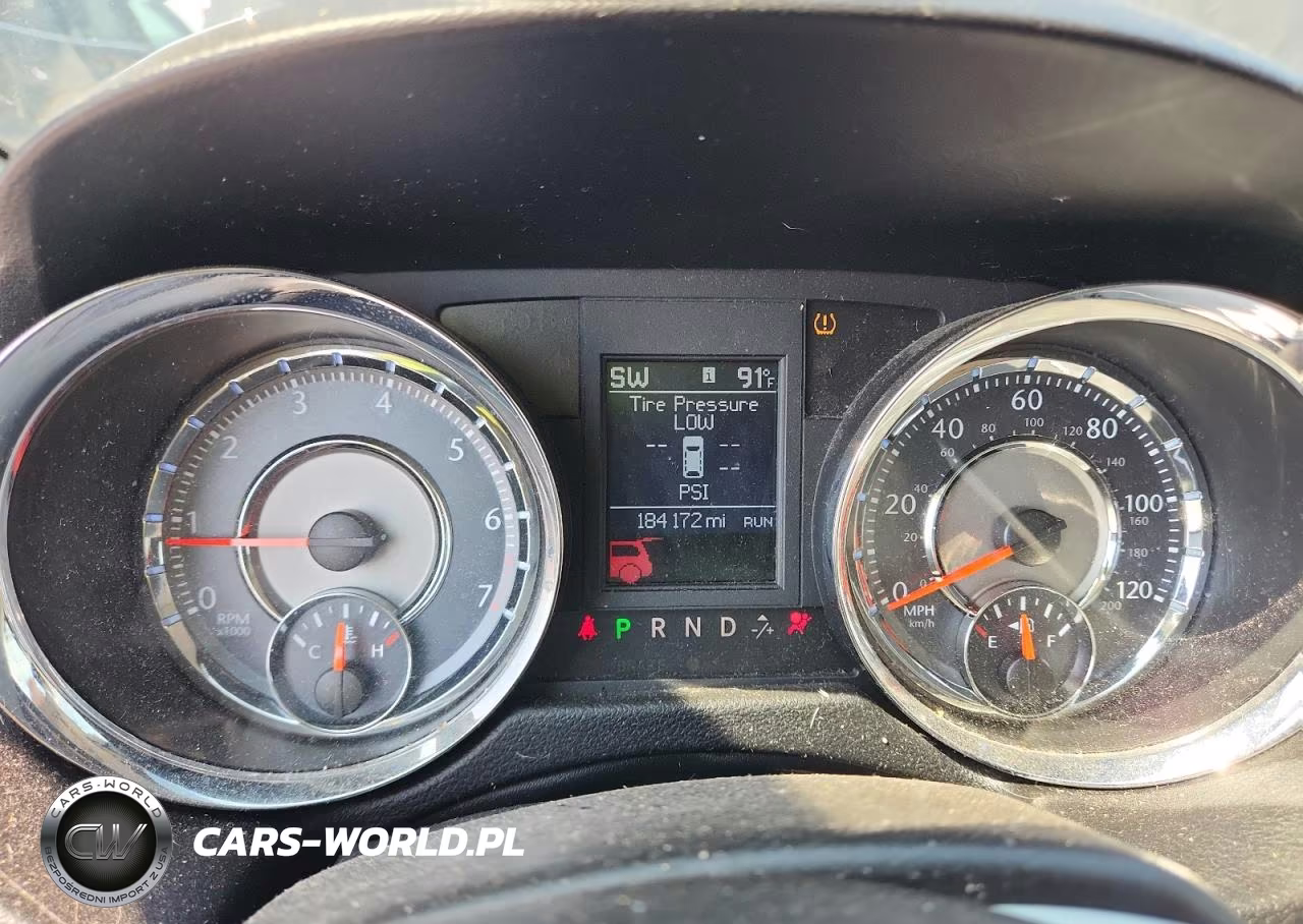 2011 Chrysler Town & Country Touring L VIN:2A4RR8DG3BR617687 - 9