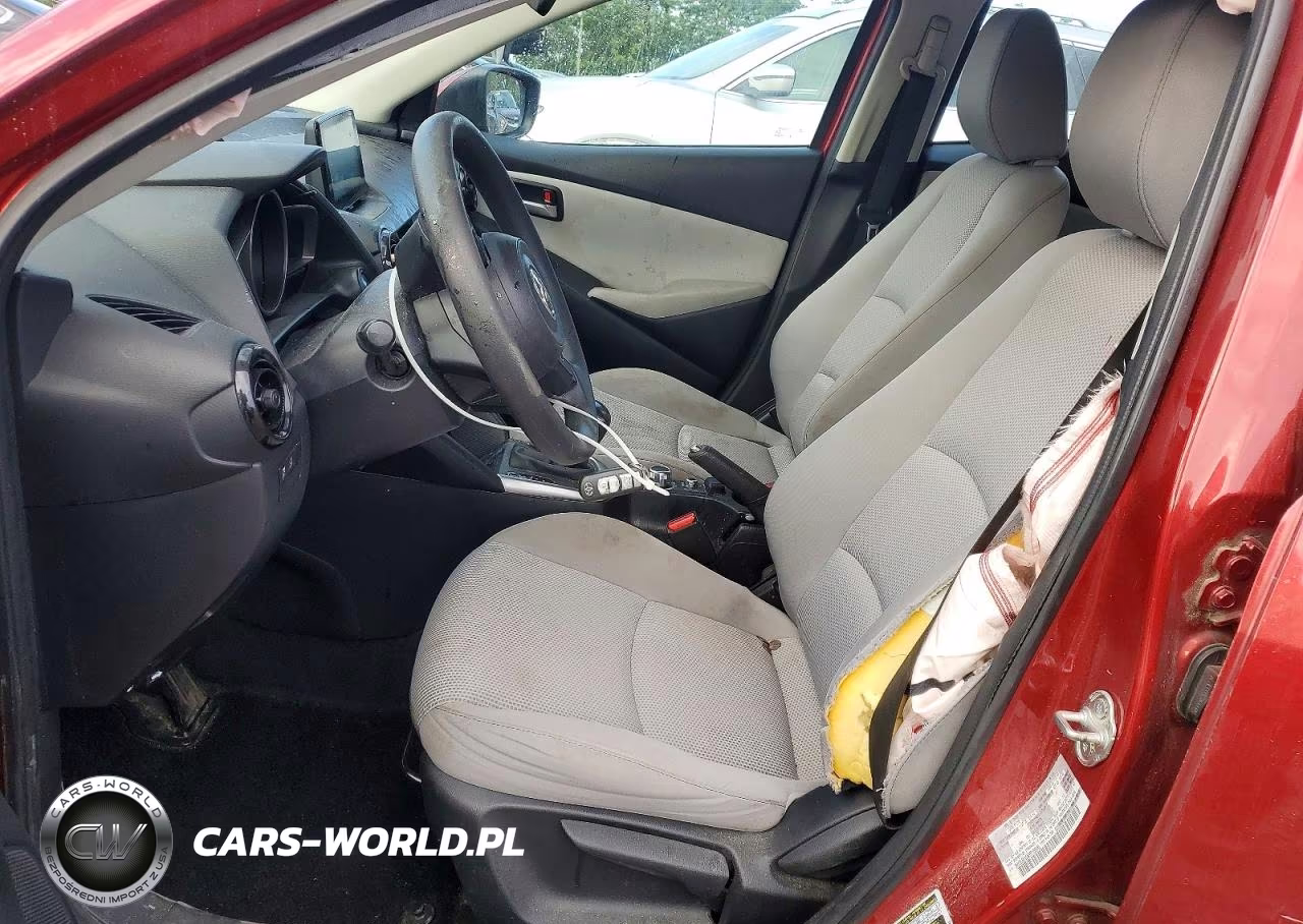 2019 Toyota Yaris L VIN:3MYDLBYV0KY518916 - 7
