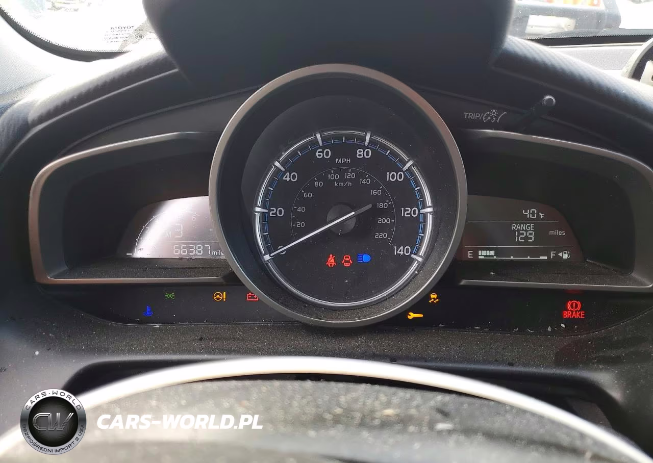 2019 Toyota Yaris L VIN:3MYDLBYV0KY518916 - 9