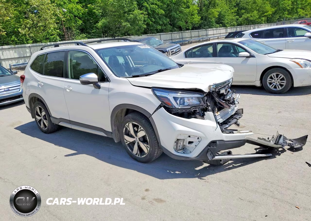 2020 Subaru Forester Touring VIN:JF2SKAXC7LH595333 - 4