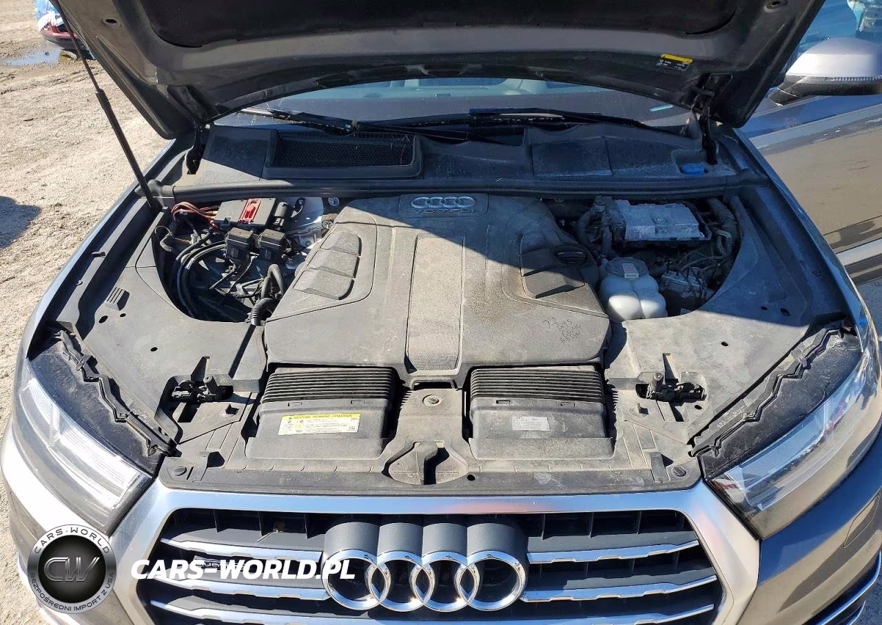 2018 Audi Q7 Prestige VIN:WA1VAAF79JD027988 - 12