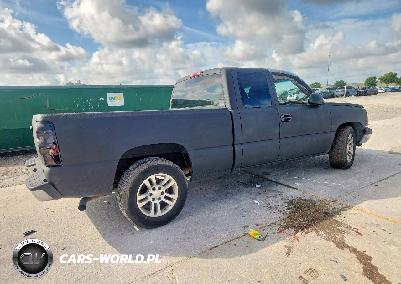 2004 Chevrolet Silverado C1500 VIN:1GCEC19X24Z347088 - 3