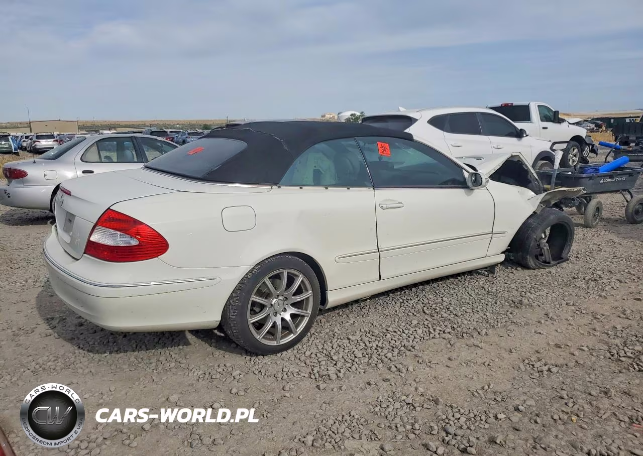 2007 Mercedes-Benz Clk 350 VIN:WDBTK56GX7F212614 - 3