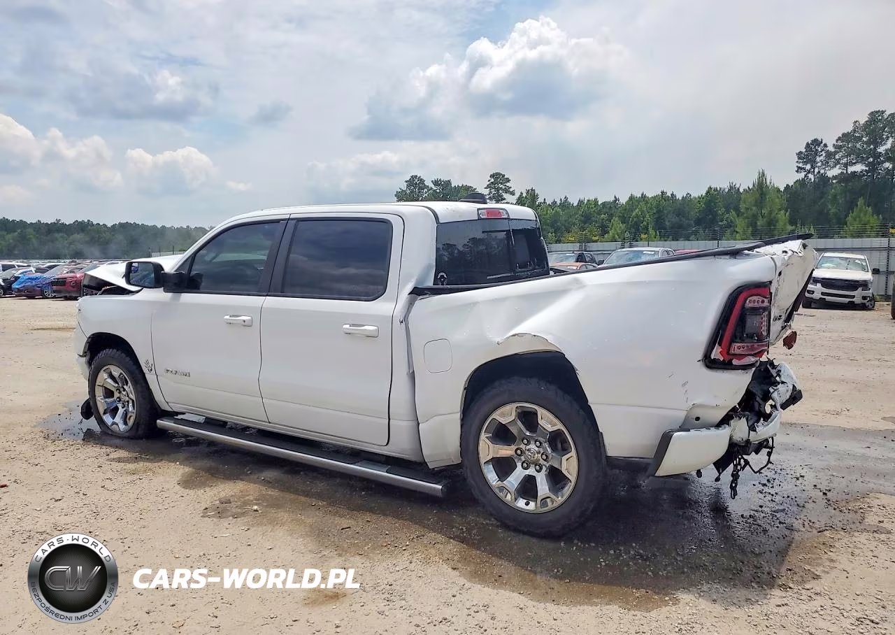 2019 Ram 1500 Big Horn VIN:1C6SRFFT5KN820803 - 2