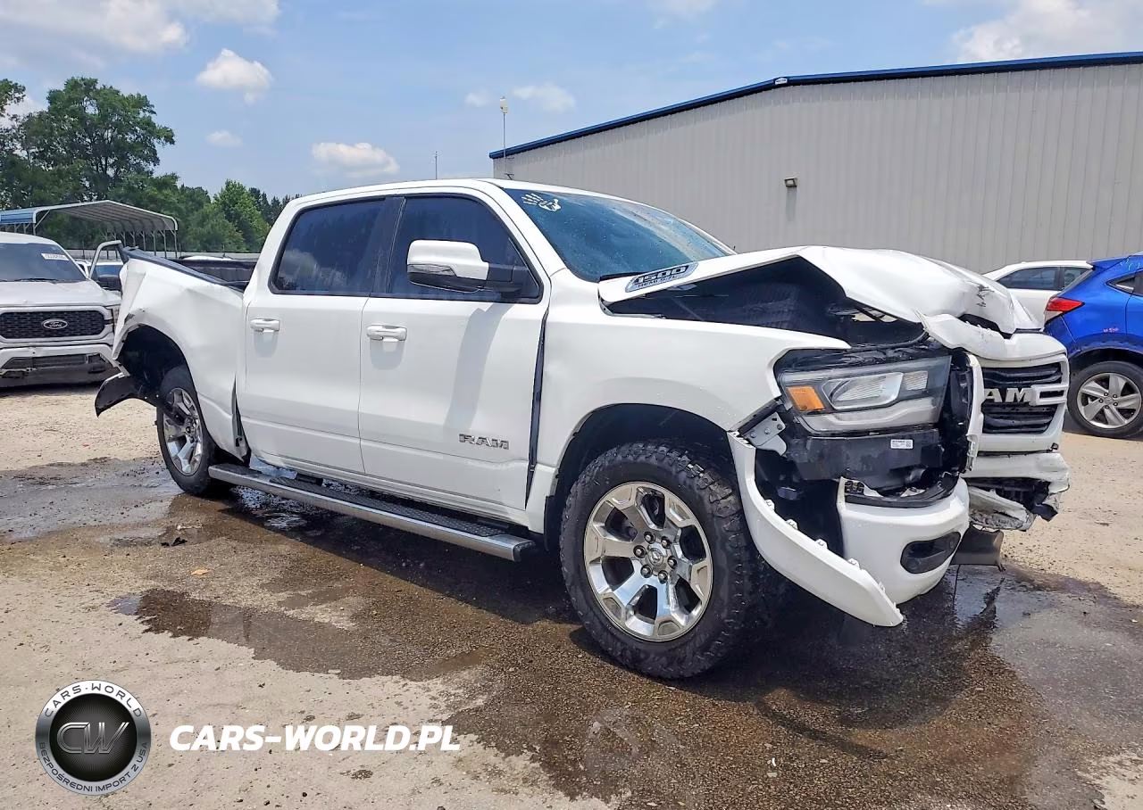 2019 Ram 1500 Big Horn VIN:1C6SRFFT5KN820803 - 4