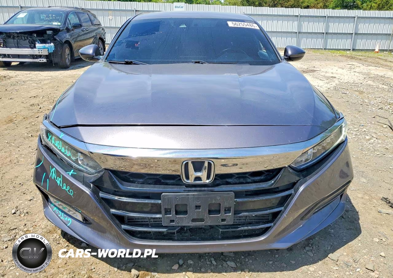 2018 Honda Accord Sport VIN:1HGCV1F33JA097648 - 5