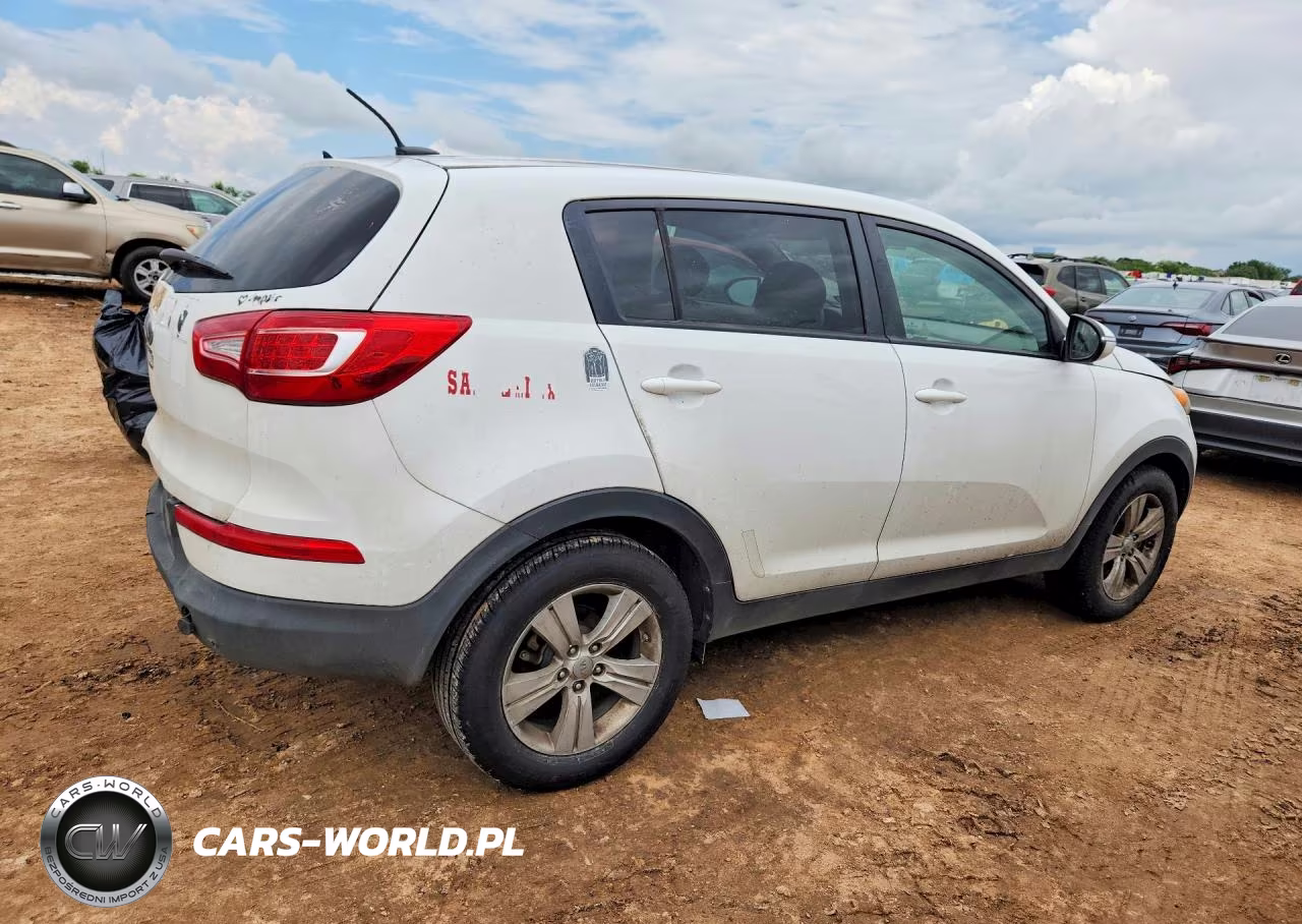 2023 Kia Sportage Lx VIN:KNDPB3A24D7460317 - 3
