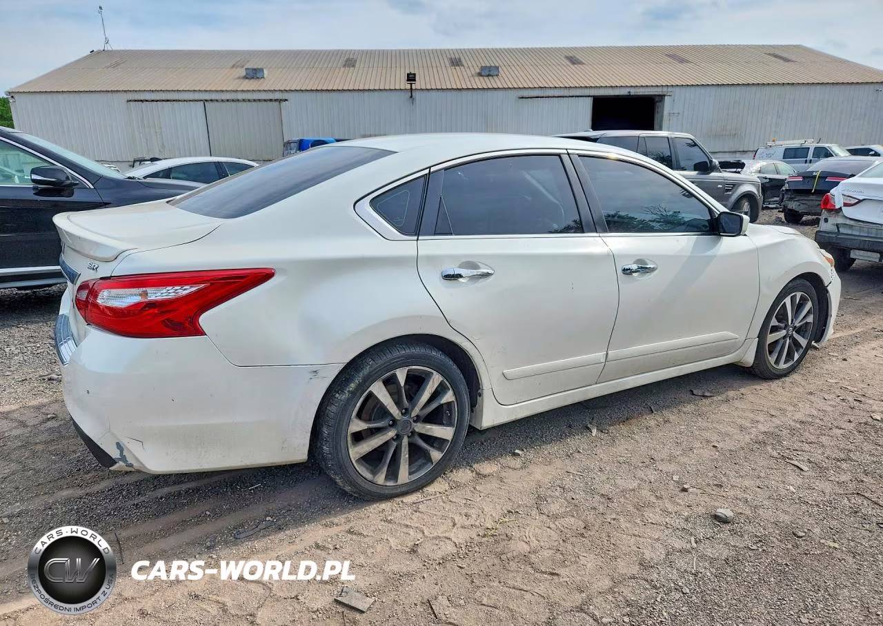 2016 Nissan Altima 2.5 Sr VIN:1N4AL3AP3GC156993 - 3