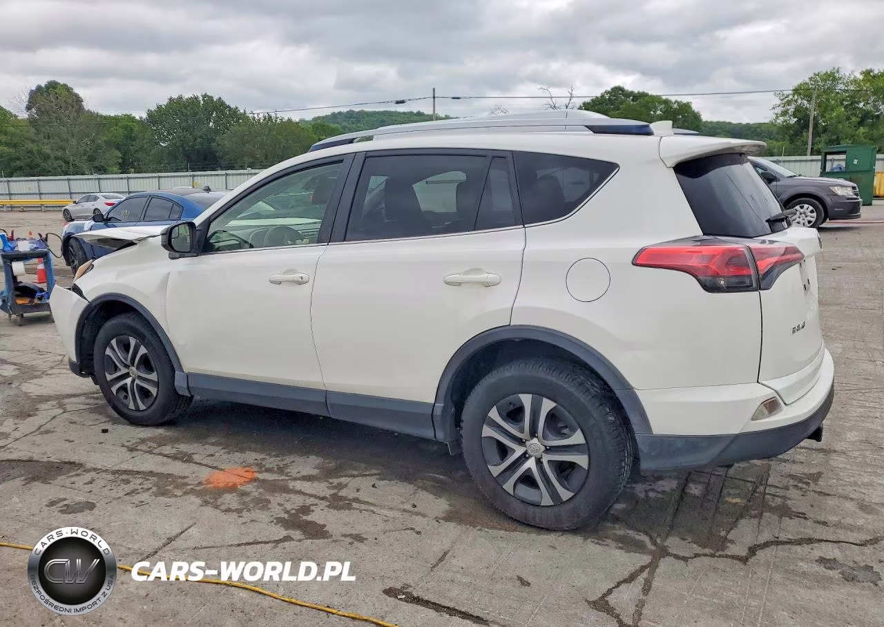 2017 Toyota Rav4 Le VIN:JTMZFREV9HJ715881 - 2