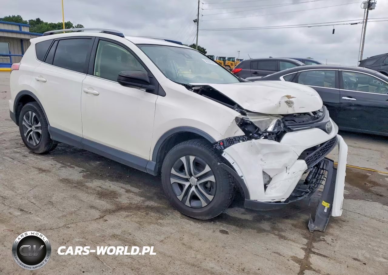2017 Toyota Rav4 Le VIN:JTMZFREV9HJ715881 - 4