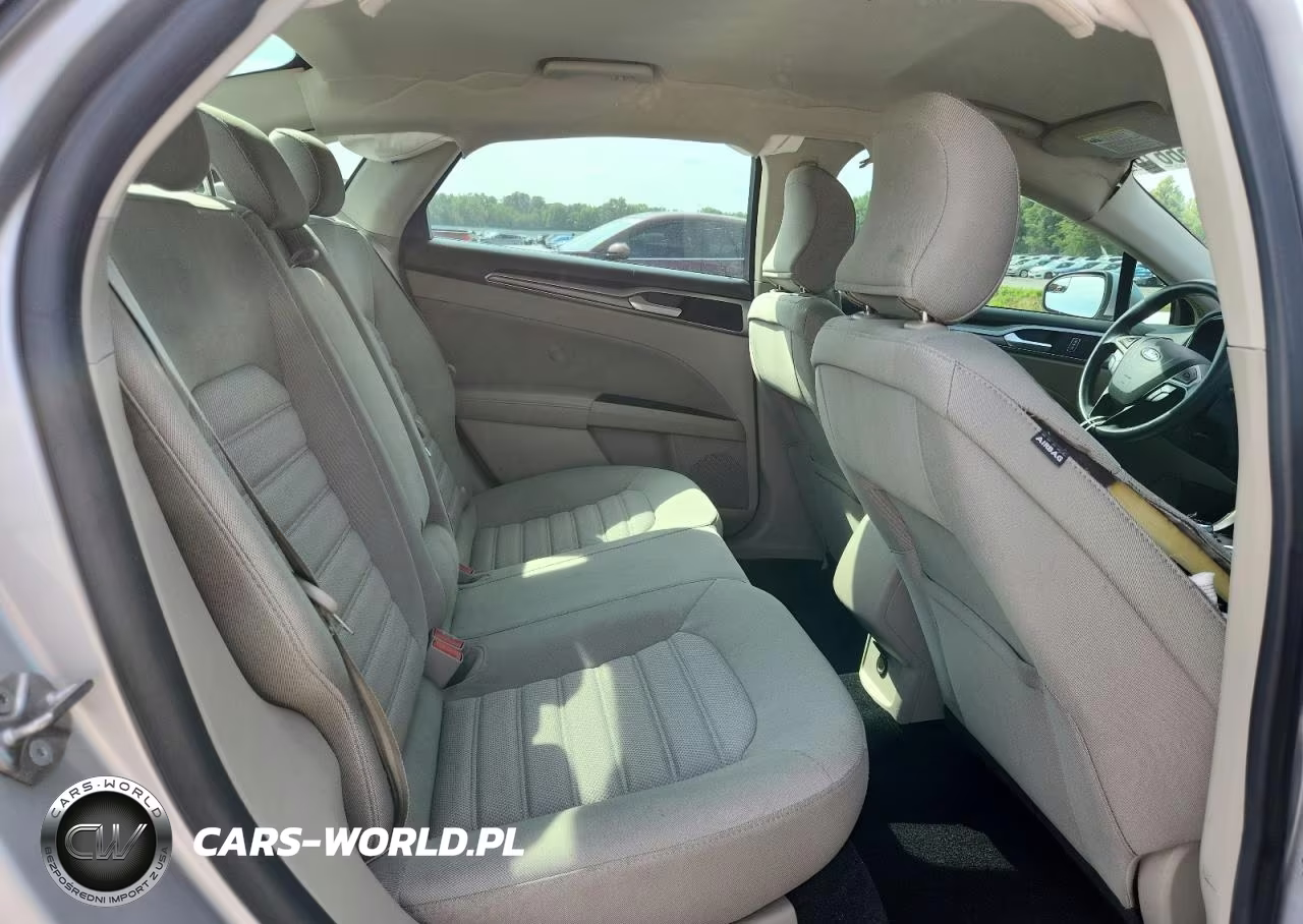 2018 Ford Fusion Se VIN:3FA6P0H71JR156739 - 10
