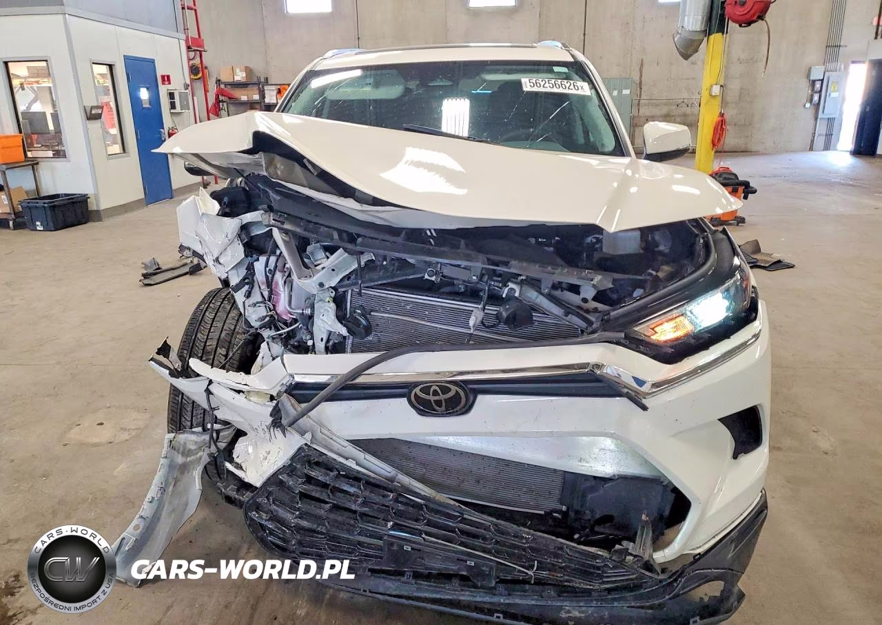 2024 Toyota Grand Highlander Xle VIN:5TDAAAB57RS064921 - 5