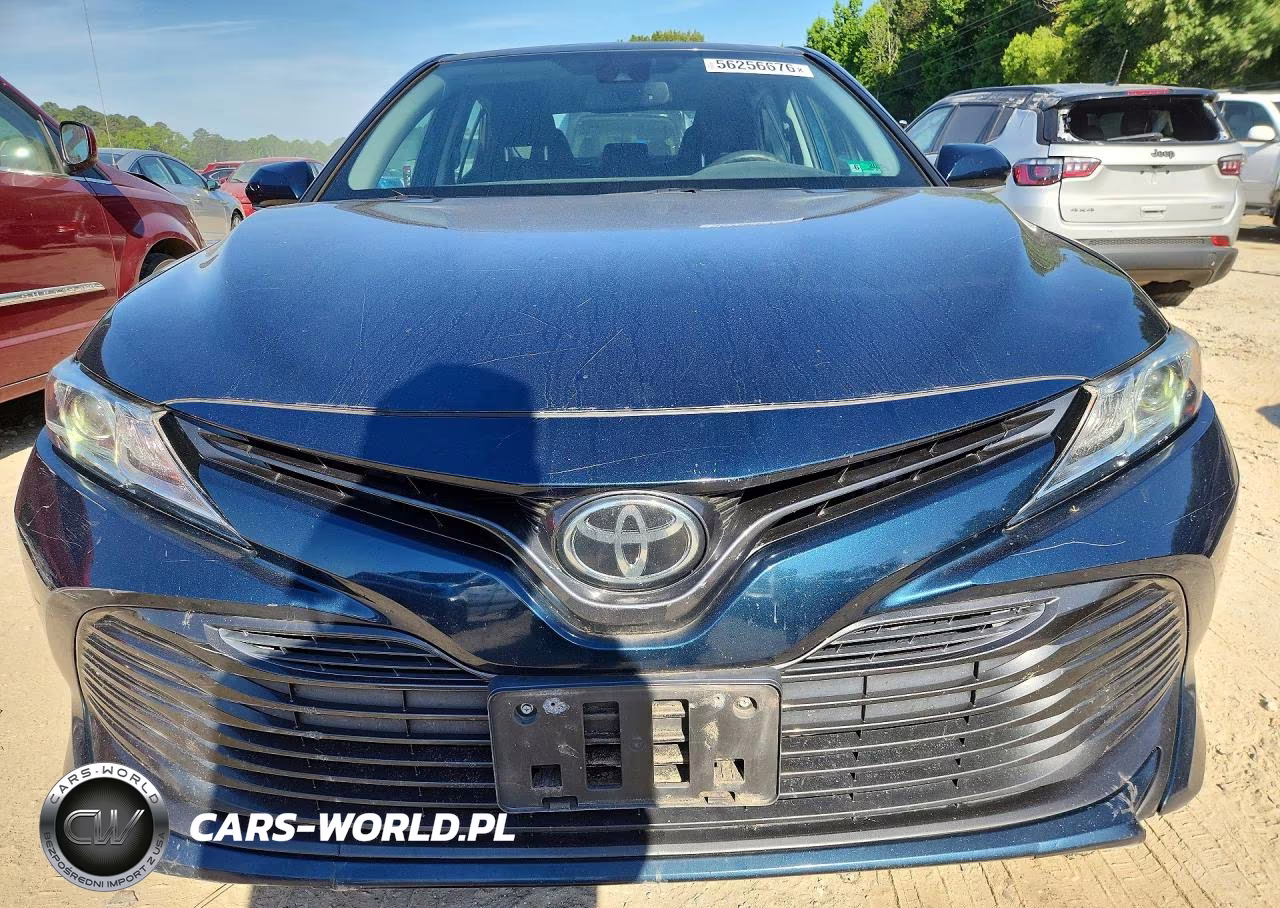 2019 Toyota Camry Le VIN:4T1B11HK2KU238182 - 5