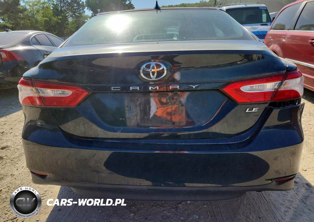 2019 Toyota Camry Le VIN:4T1B11HK2KU238182 - 6
