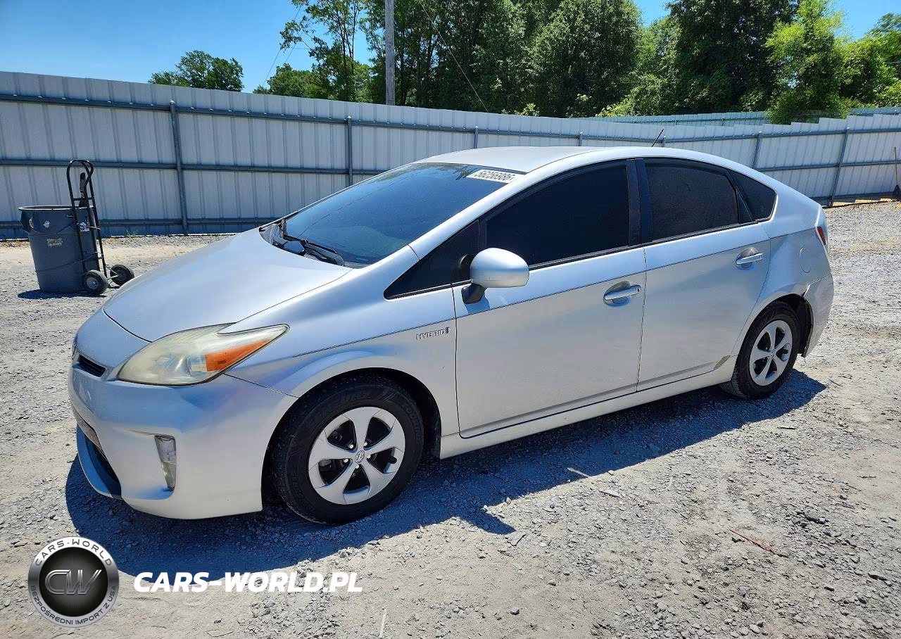 2014 Toyota Prius Two – zdjęcie 1 z 12