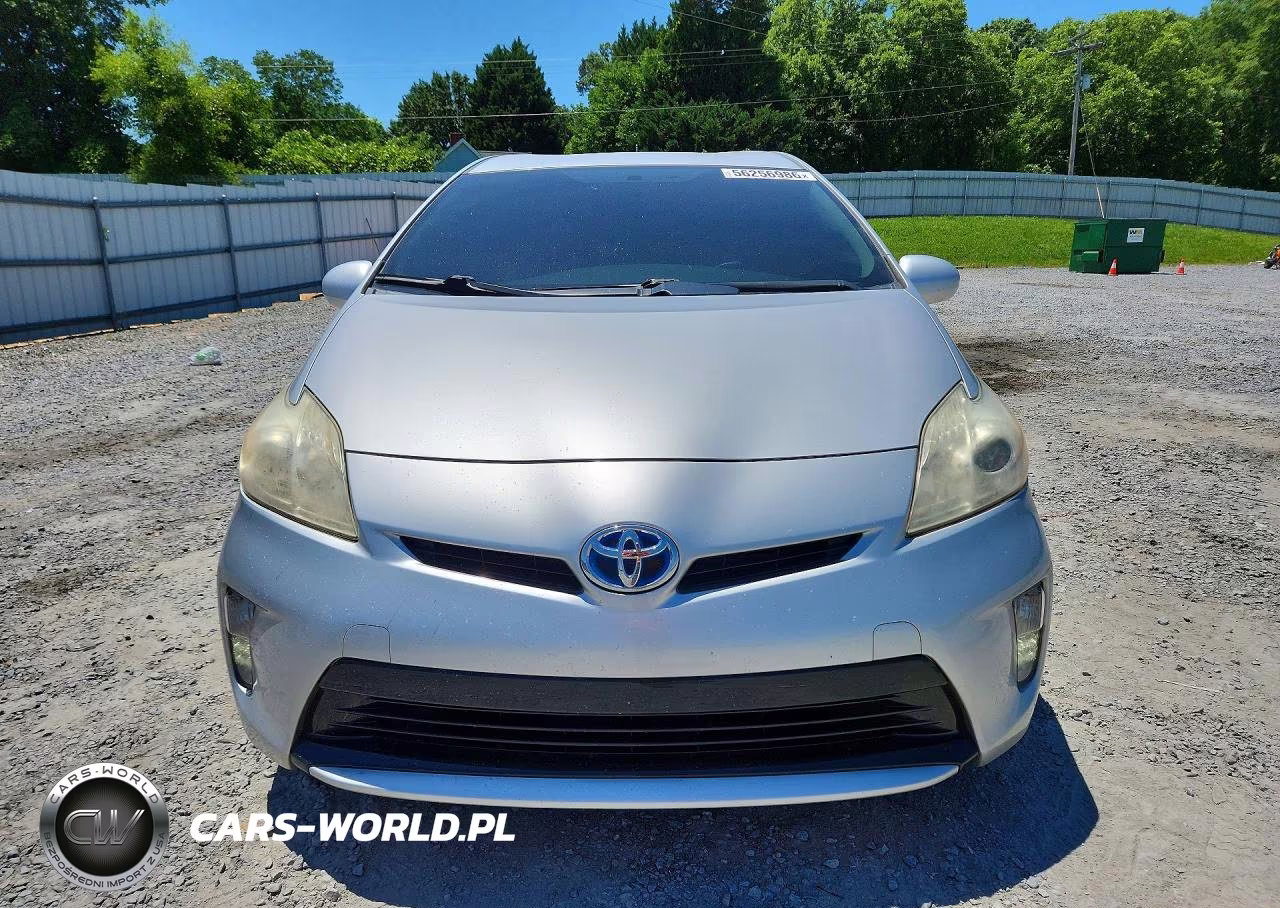 2014 Toyota Prius Two VIN:JTDKN3DU0E1778759 - 5