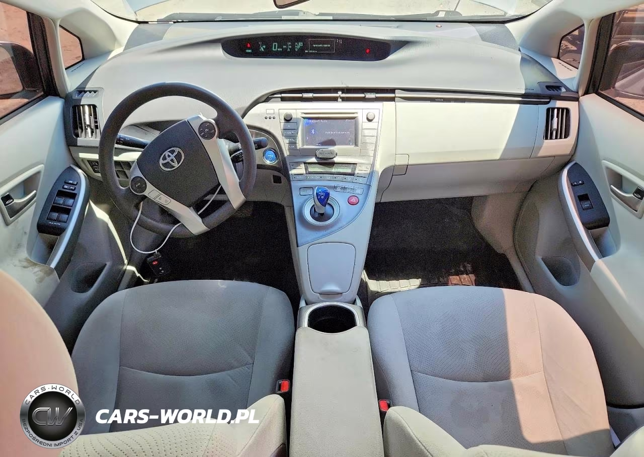 2014 Toyota Prius Two VIN:JTDKN3DU0E1778759 - 8