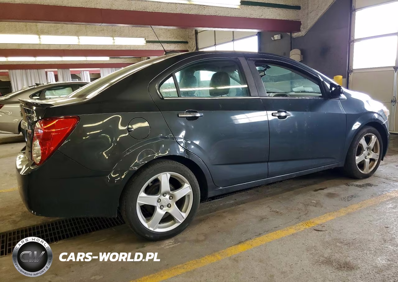 2015 Chevrolet Sonic Ltz VIN:1G1JE5SBXF4197223 - 3