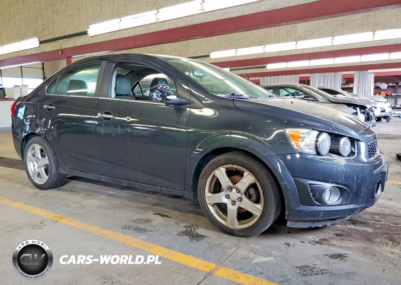 2015 Chevrolet Sonic Ltz VIN:1G1JE5SBXF4197223 - 4