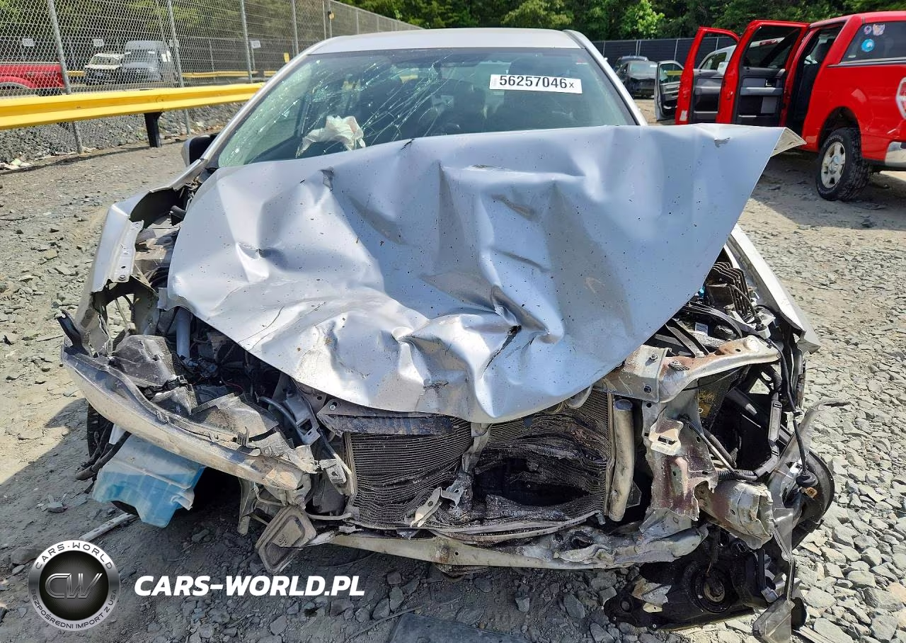 2015 Toyota Corolla L VIN:2T1BURHE1FC297361 - 5