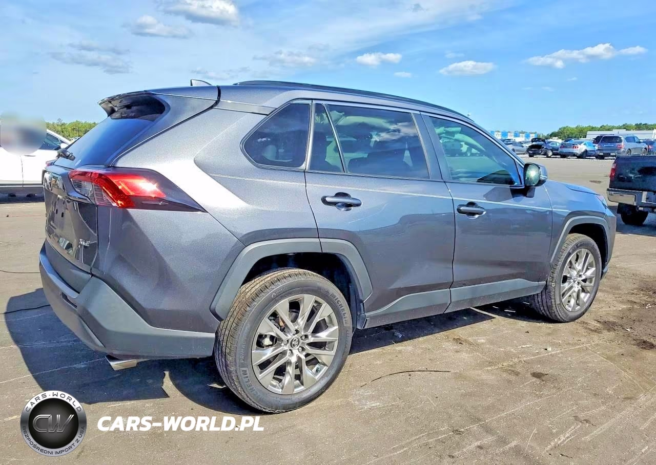 2020 Toyota Rav4 Xle Premium VIN:2T3C1RFV0LC073114 - 3