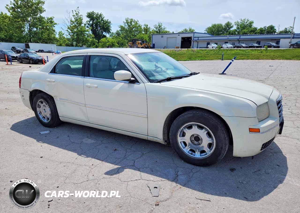 2006 Chrysler 300 Touring VIN:2C3KA53G66H196658 - 4