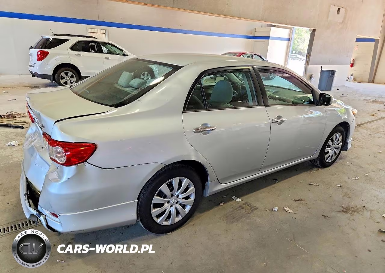 2013 Toyota Corolla Le VIN:2T1BU4EE8DC109066 - 3