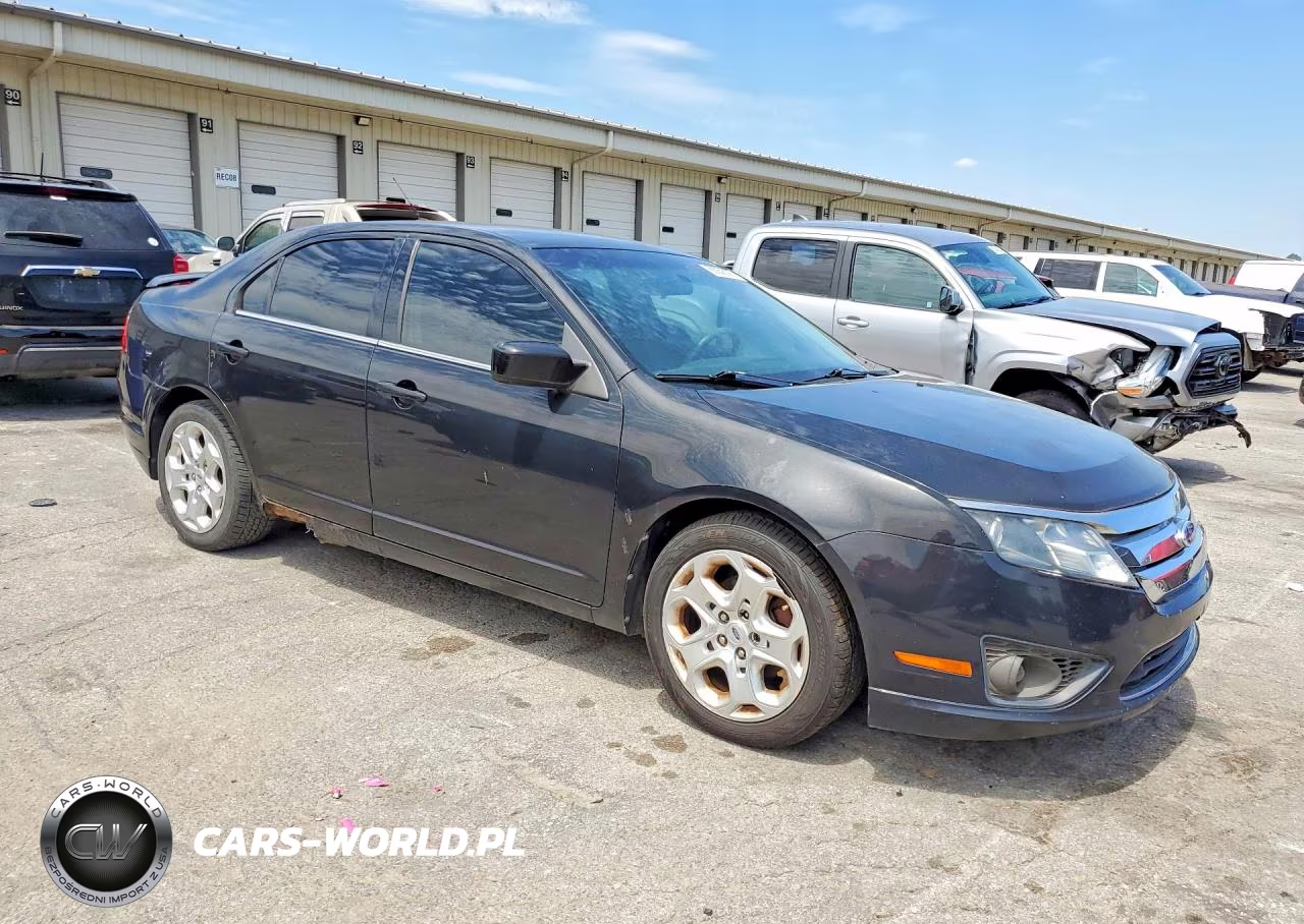 2011 Ford Fusion Se VIN:3FAHP0HA4BR235859 - 4