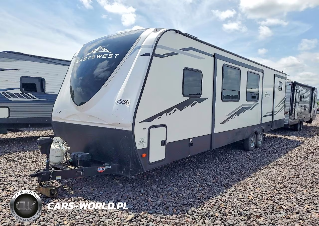 2021 Forest River East West Camper VIN:5ZT2ALXB6M9003323 - 2