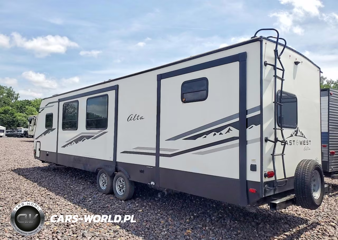 2021 Forest River East West Camper VIN:5ZT2ALXB6M9003323 - 3