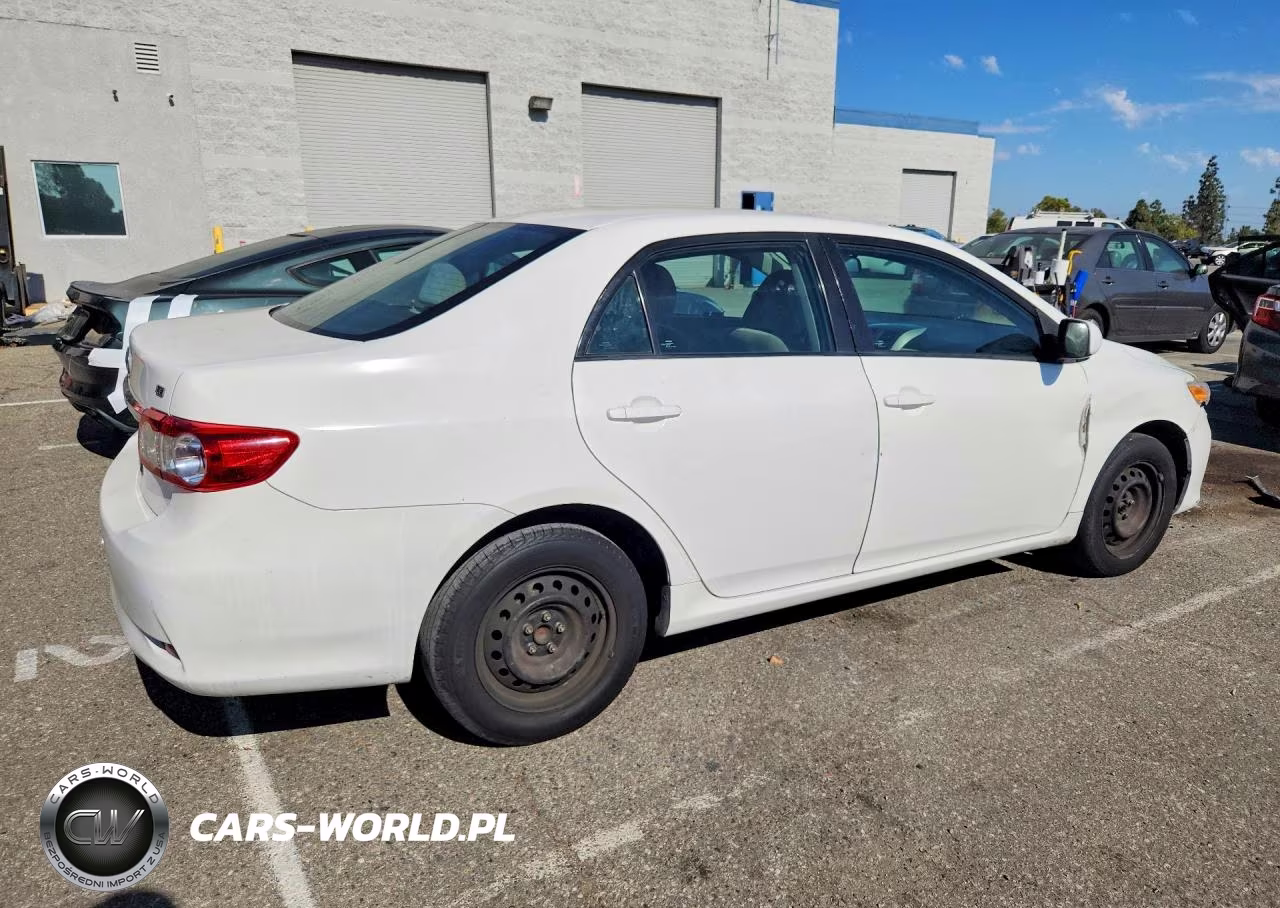 2011 Toyota 4R Ltd VIN:2T1BU4EE4BC635966 - 3