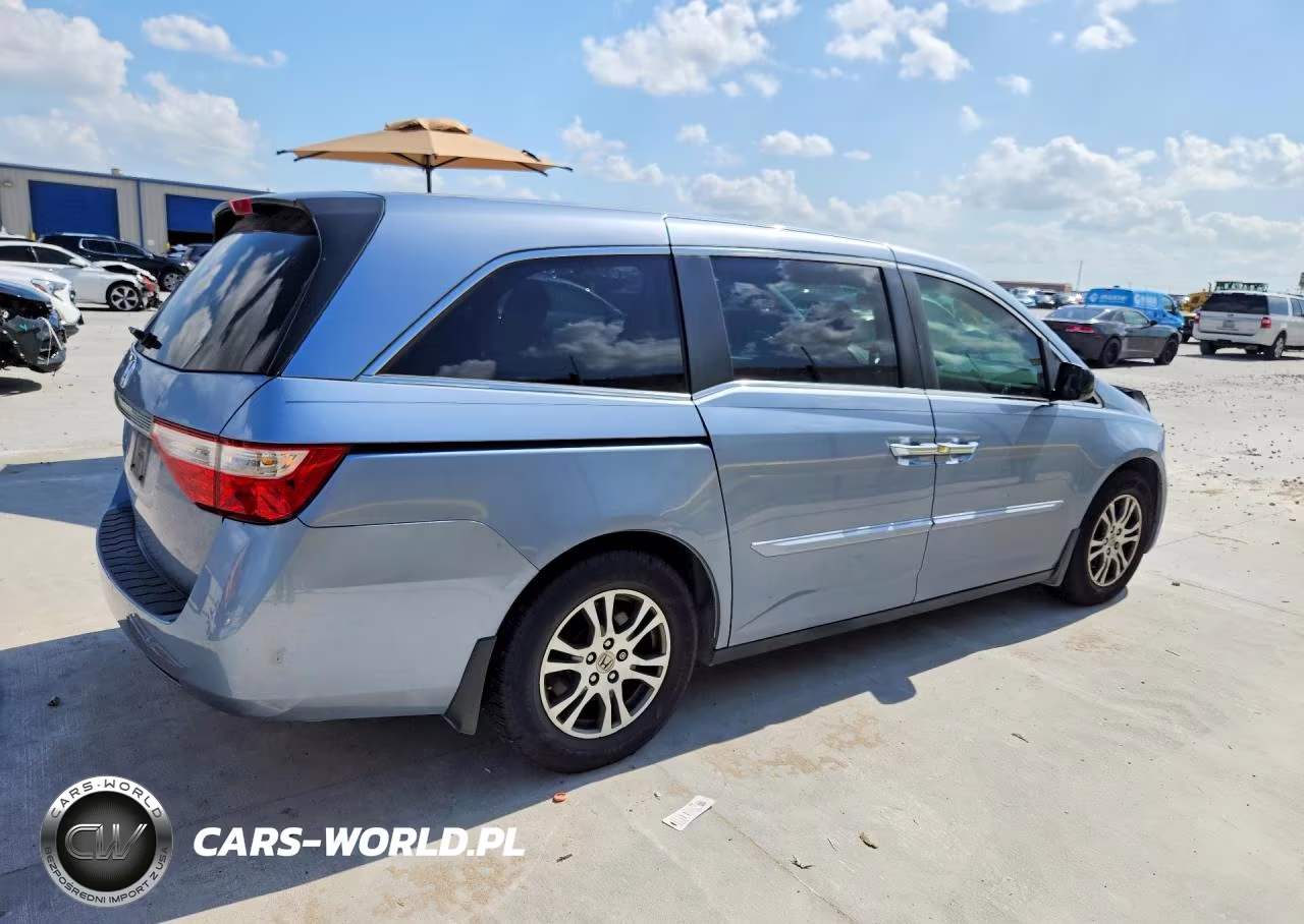 2013 Honda Odyssey Ex VIN:5FNRL5H46DB021588 - 3