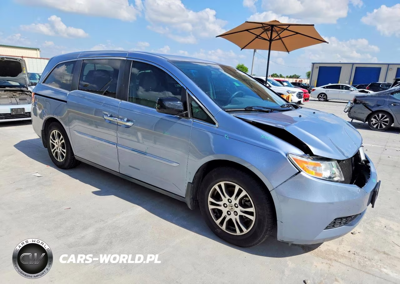 2013 Honda Odyssey Ex VIN:5FNRL5H46DB021588 - 4