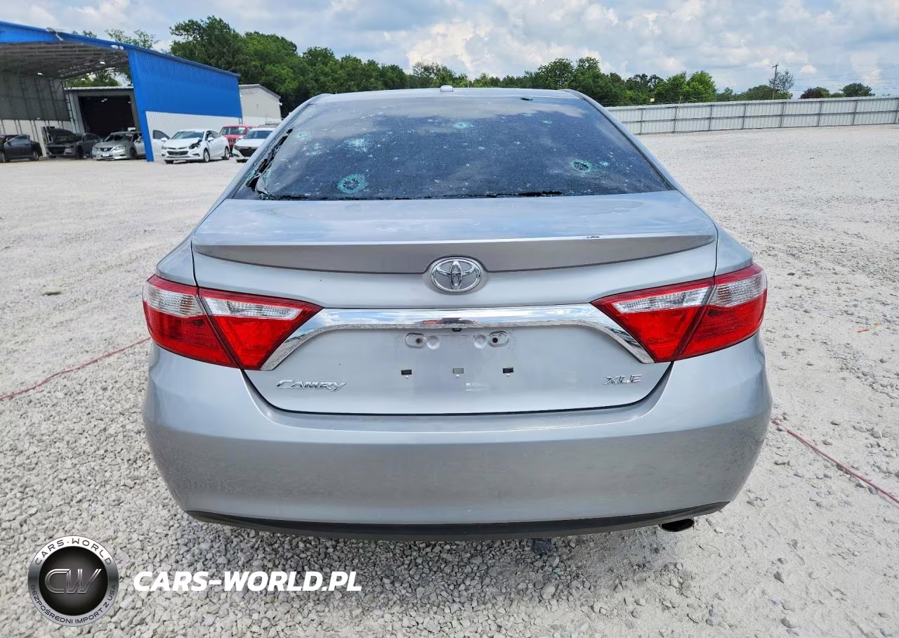 2016 Toyota Camry Xle VIN:4T4BF1FK3GR584596 - 6