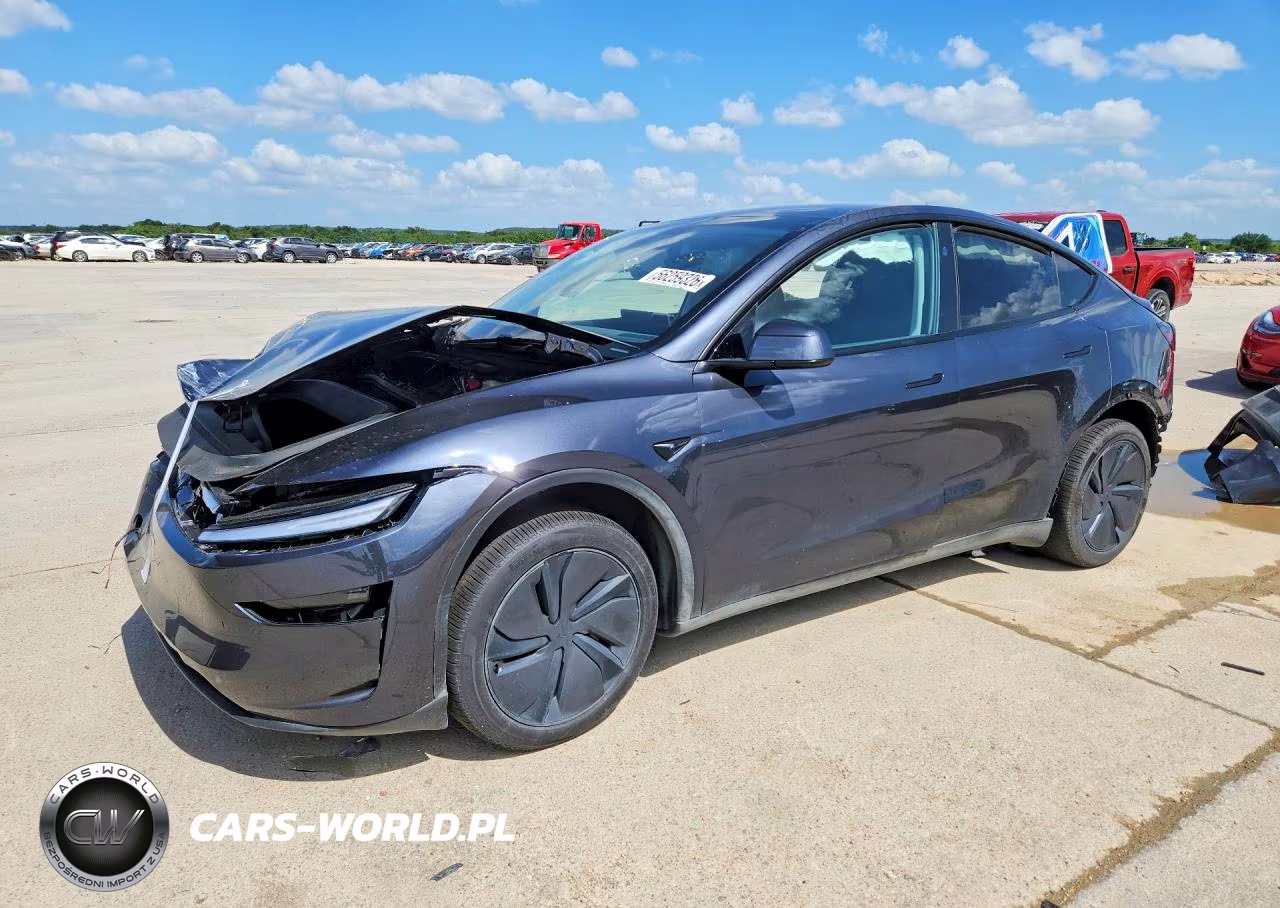 2026 Tesla Model Y – zdjęcie 1 z 13