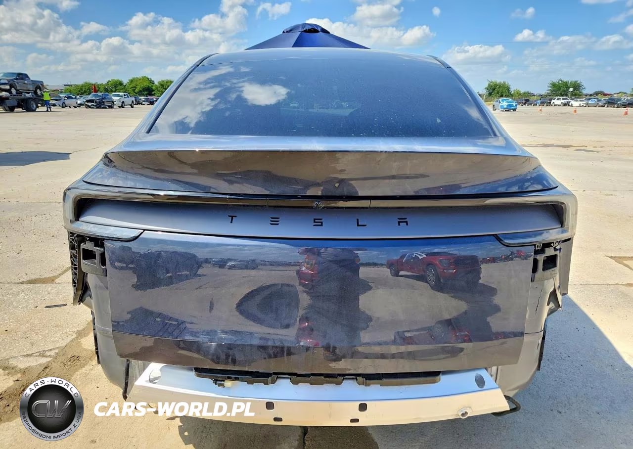 2026 Tesla Model Y VIN:7SAYGDED6TA586498 - 6
