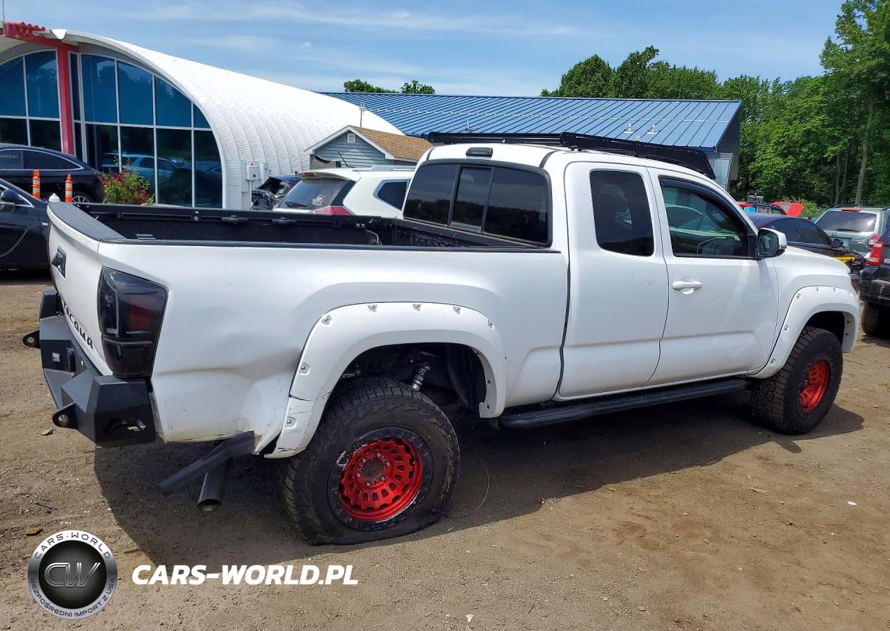 2016 Toyota Tacoma Trd Sport VIN:5TFSZ5AN6GX044298 - 3