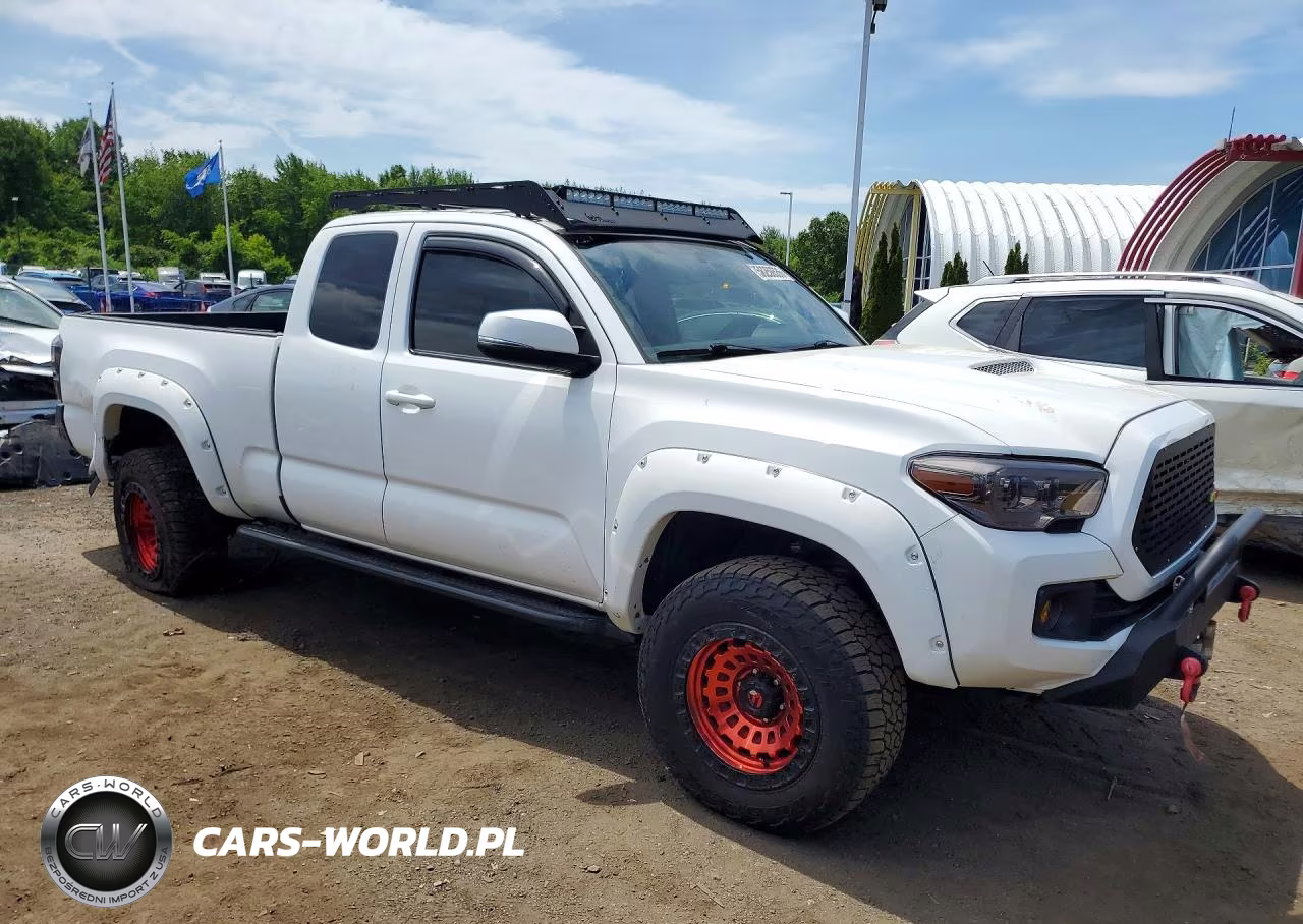 2016 Toyota Tacoma Trd Sport VIN:5TFSZ5AN6GX044298 - 4