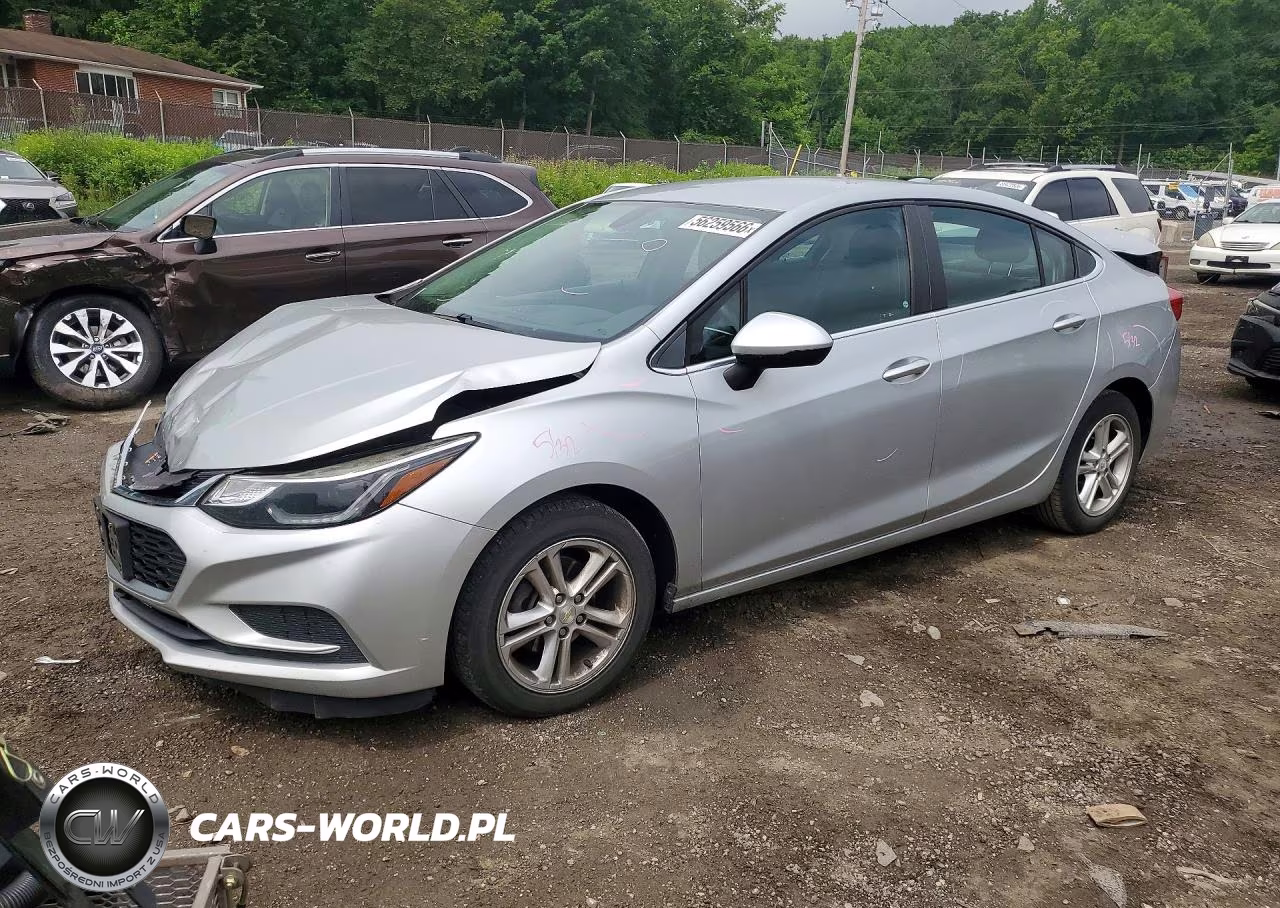 2017 Chevrolet Cruze Lt – zdjęcie 1 z 12