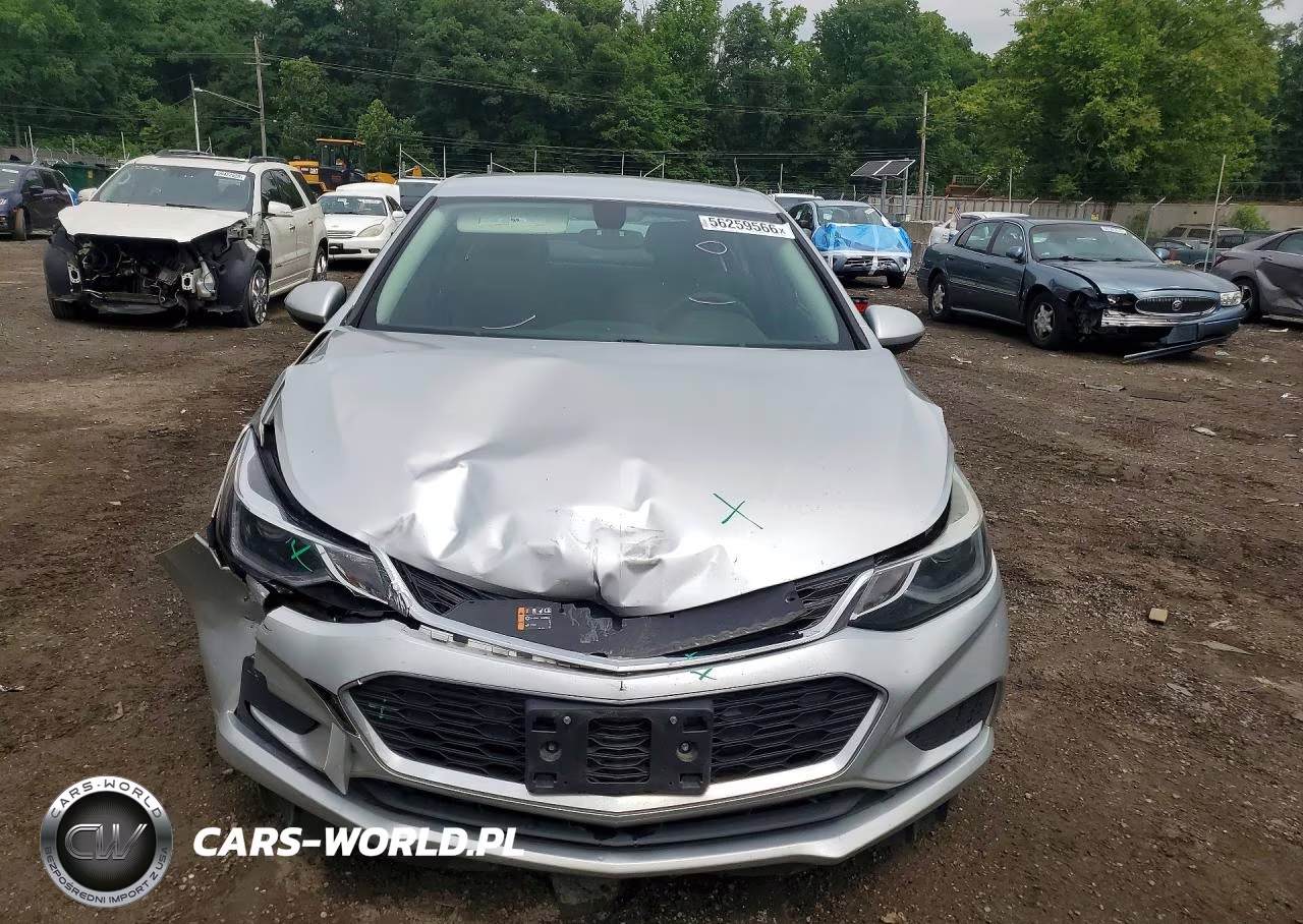 2017 Chevrolet Cruze Lt VIN:1G1BE5SM5H7194110 - 5