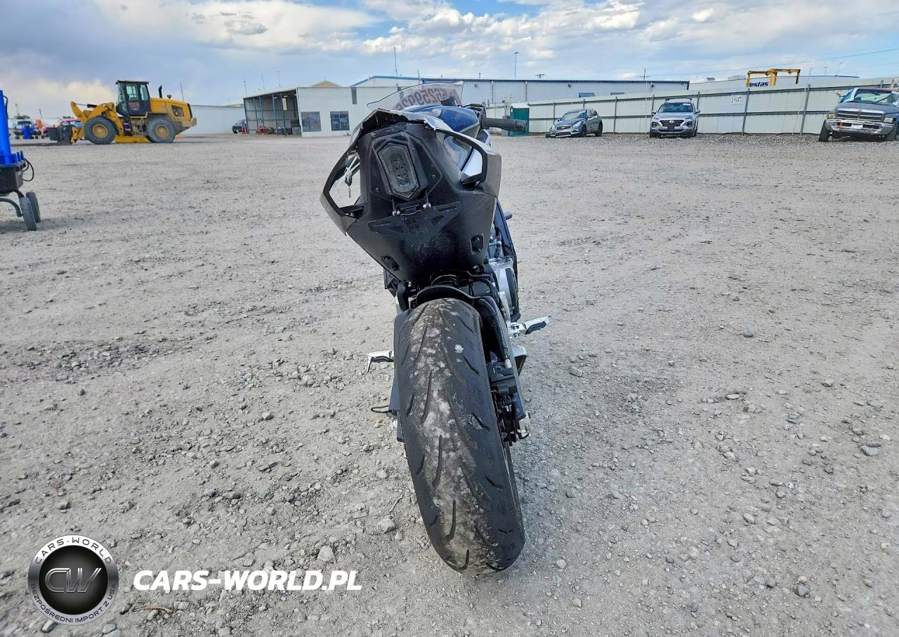 2025 Cf Moto 675Ss VIN:LCEPEVLPXS6000822 - 4