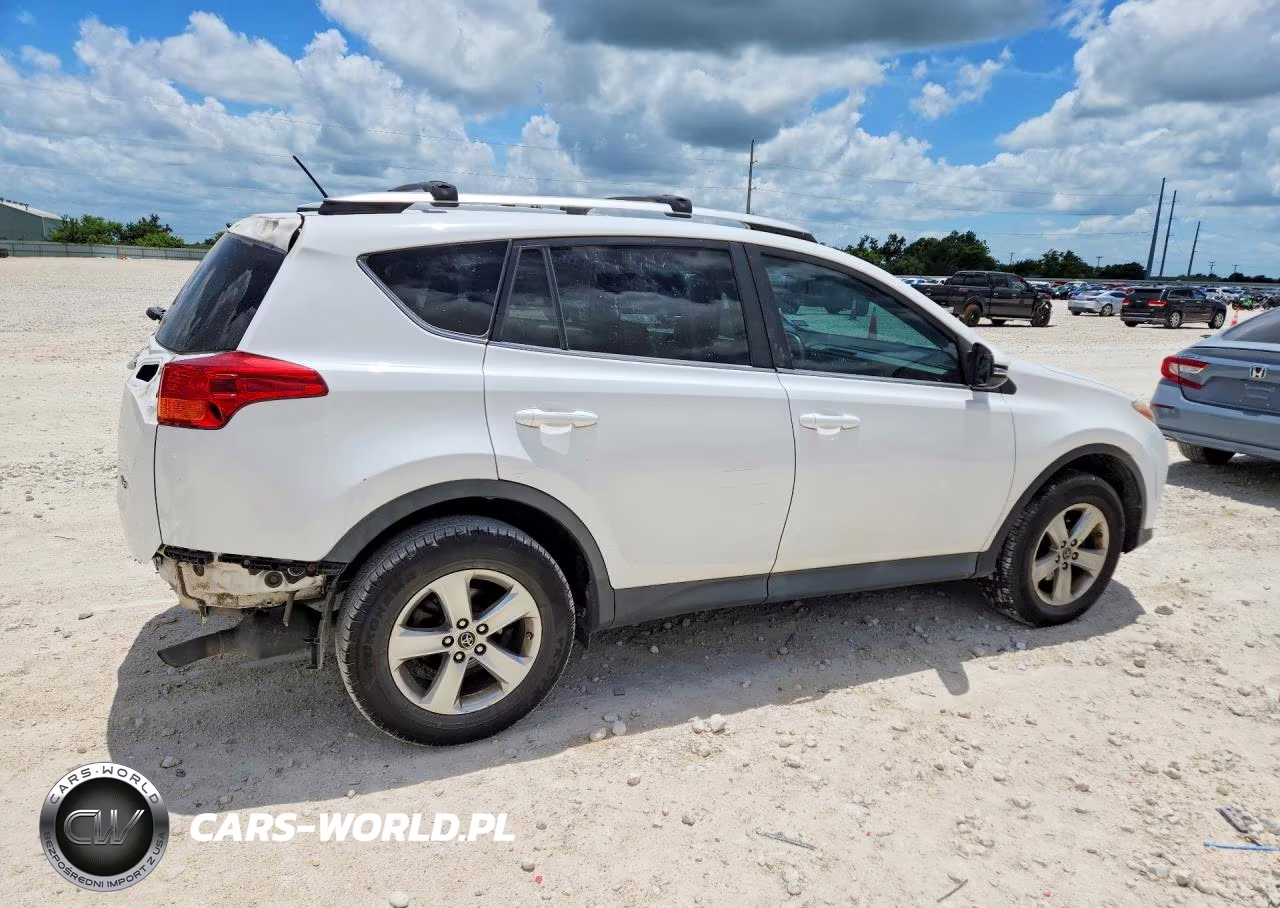 2015 Toyota Rav4 Xle VIN:2T3WFREV6FW201052 - 3