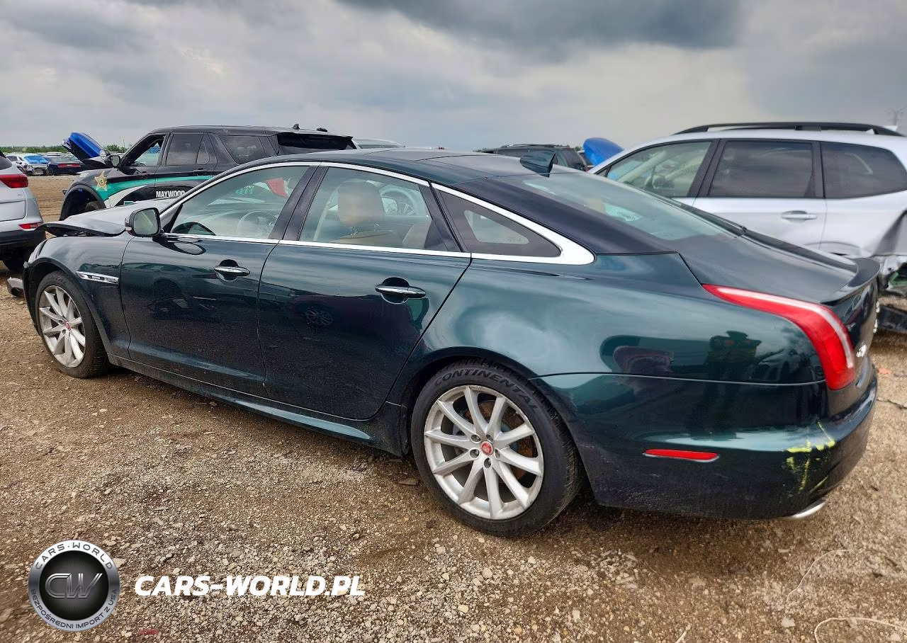 2017 Jaguar Xj VIN:SAJWJ1CD1H8W08233 - 2