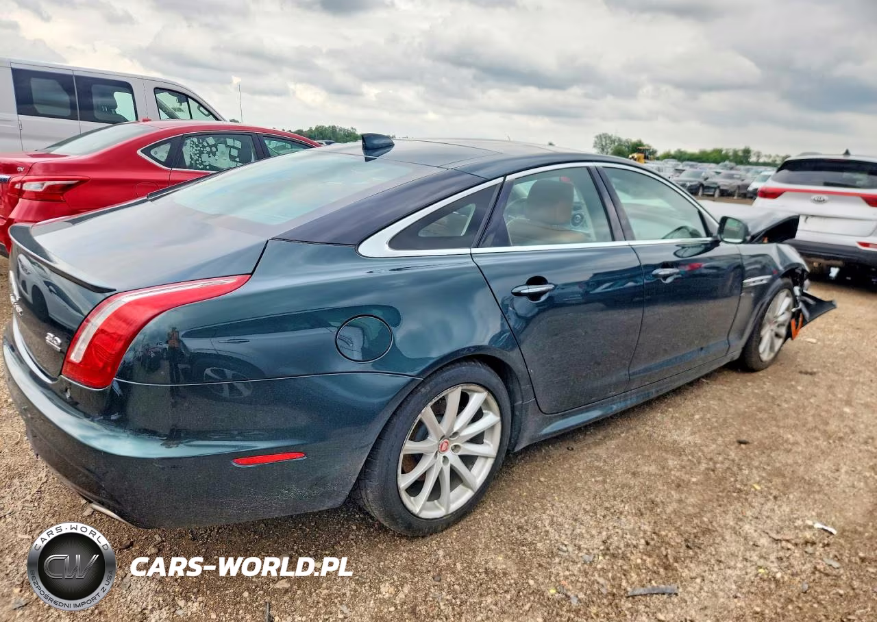 2017 Jaguar Xj VIN:SAJWJ1CD1H8W08233 - 3