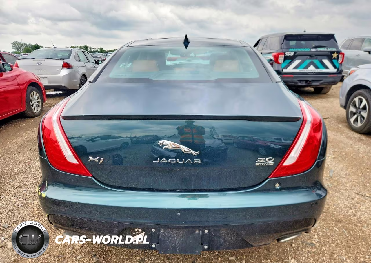 2017 Jaguar Xj VIN:SAJWJ1CD1H8W08233 - 6
