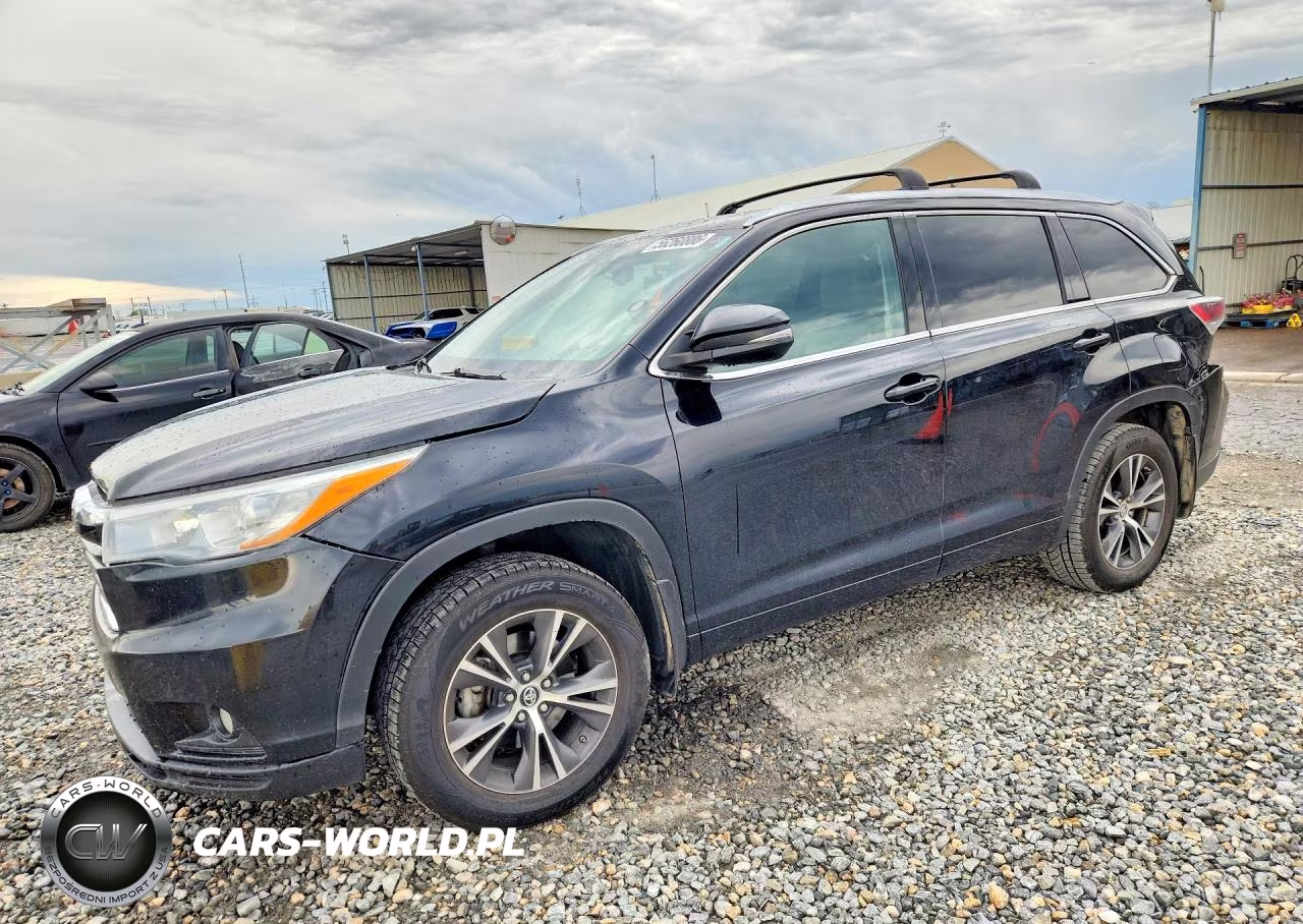 2016 Toyota Highlander Xle – zdjęcie 1 z 13