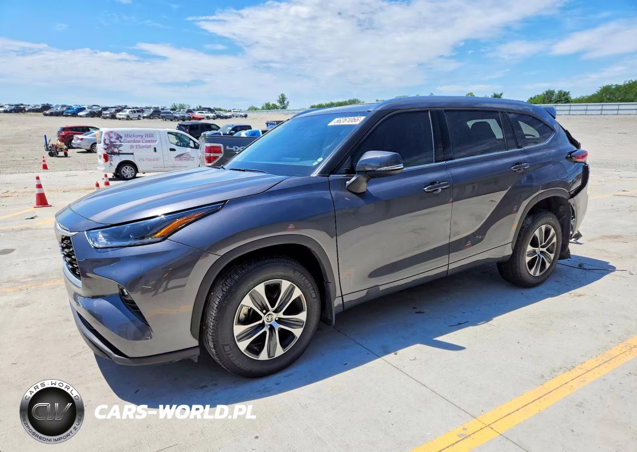 2021 Toyota Highlander Xle – zdjęcie 1 z 13