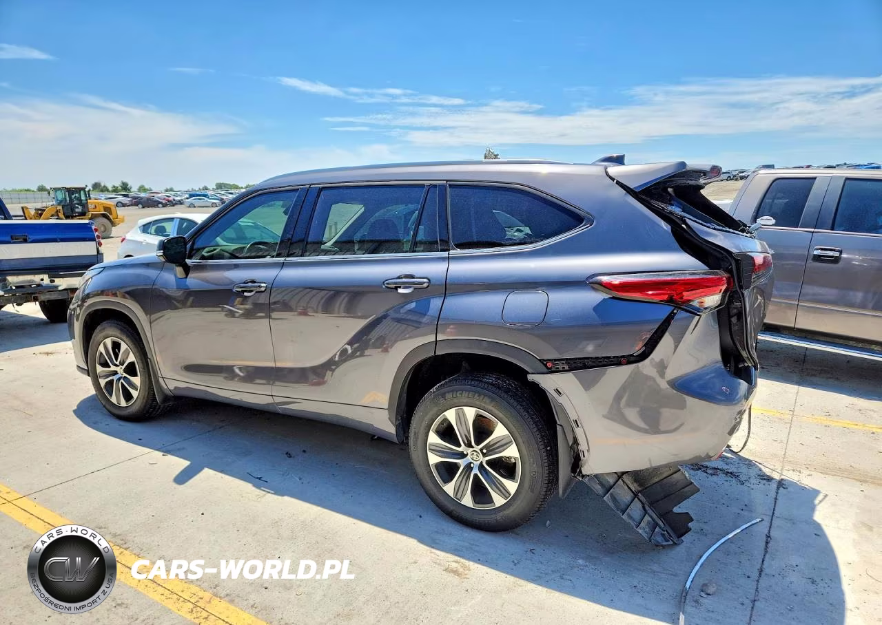 2021 Toyota Highlander Xle VIN:5TDGZRBH2MS152554 - 2