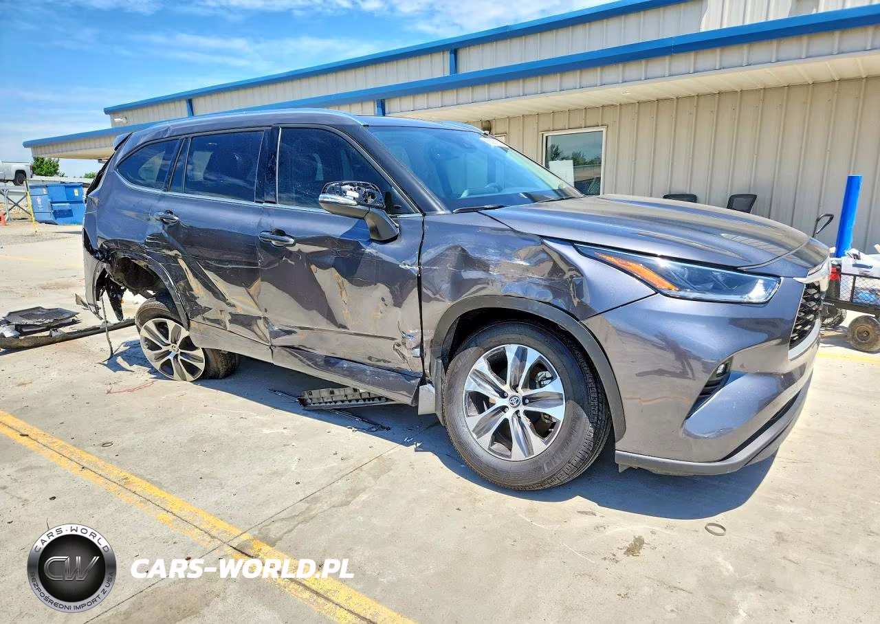 2021 Toyota Highlander Xle VIN:5TDGZRBH2MS152554 - 4